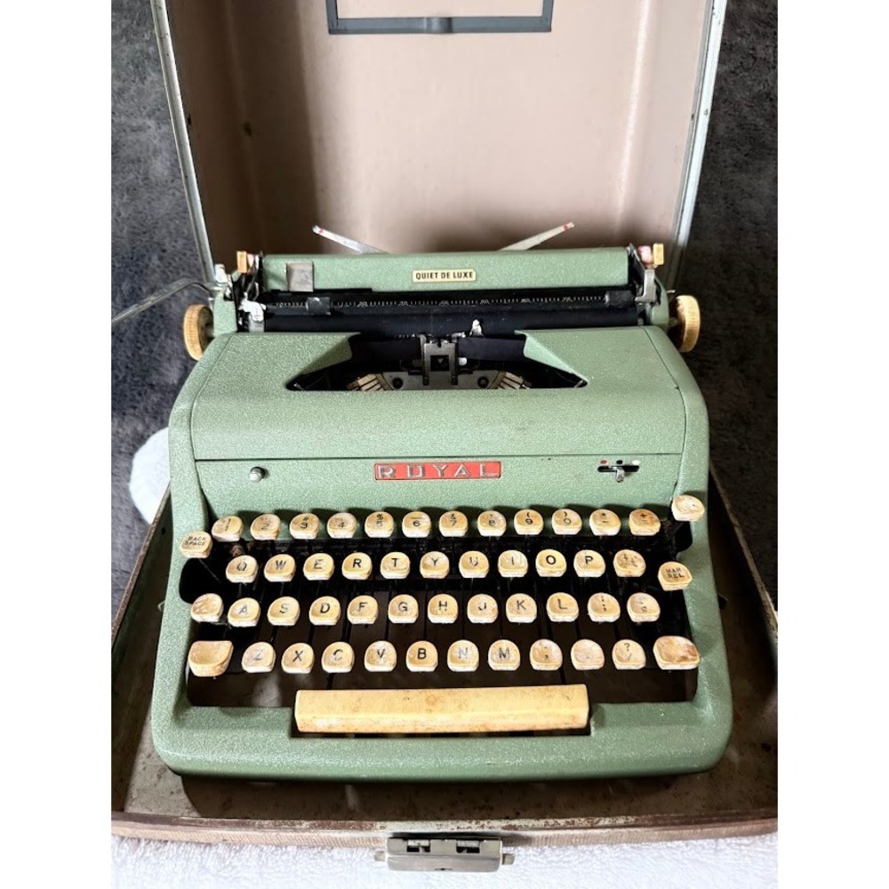 Vintage Royal Quiet De Luxe Portable Typewriter Green with Tweed Case 1950s